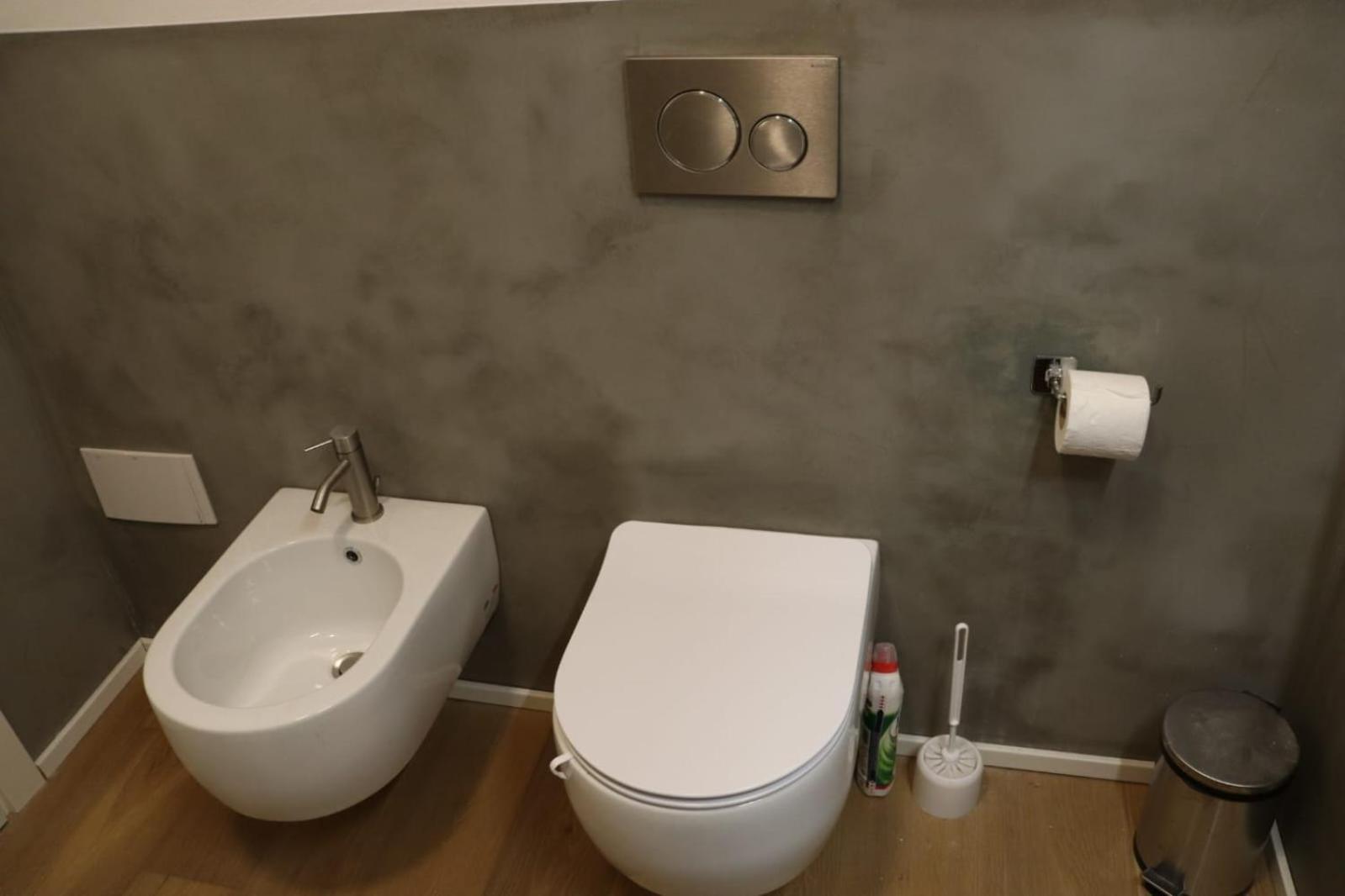 Little Apartment Over The Canal Bolonia Exterior foto